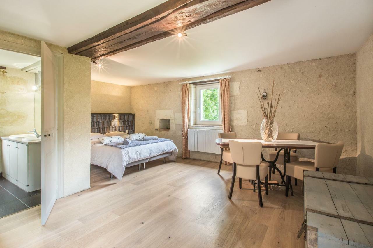 Le Moulin De Chareau Bed and Breakfast Reugny  Εξωτερικό φωτογραφία